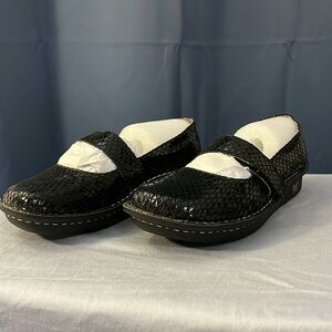 Alegria Black Mary Jane Slip-ons Size 7, LIKE NEW!! Nurse Shoes
